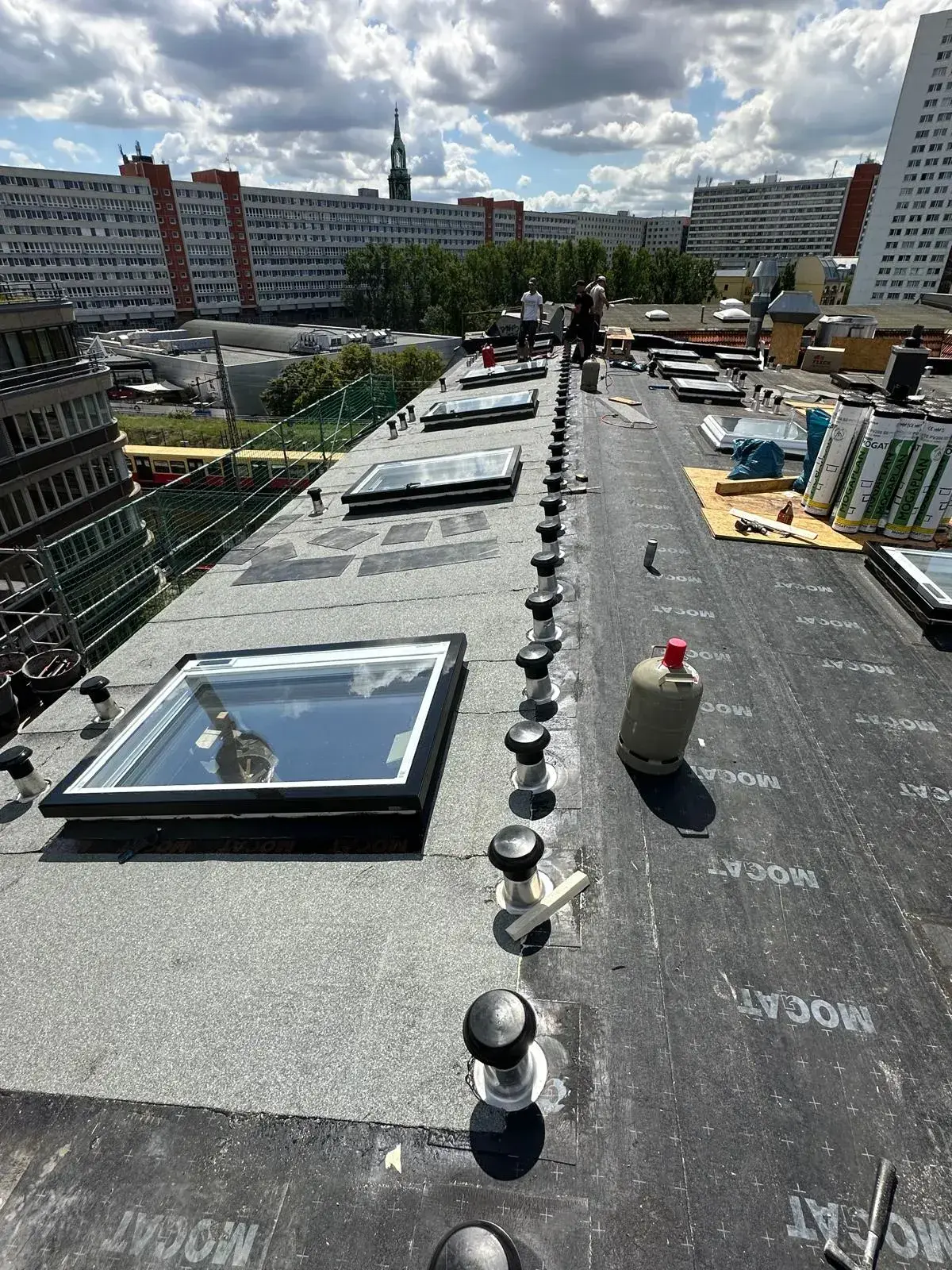 Dachinspektion – Dachfläche mit Einbauten und Durchführungen